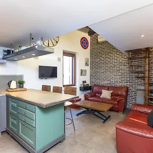 Apartment Mou Trastevere House By In, Rome